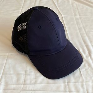 Lululemon hat Navy Blue with mesh back.